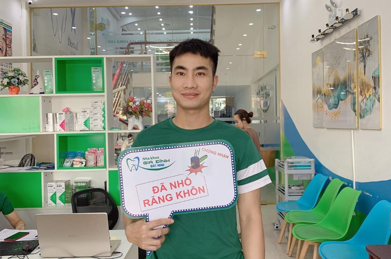 Khách hàng nhổ răng khôn nha khoa gia đình bắc ninh
