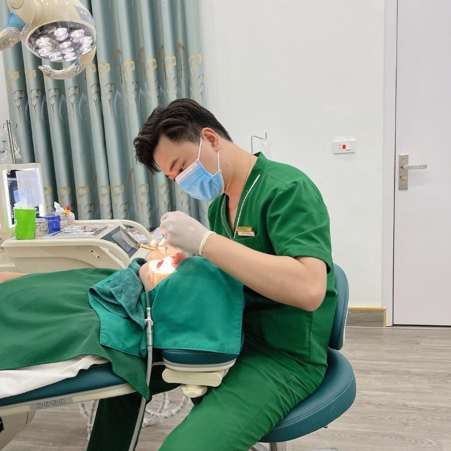 Điều trị tuỷ răng tại Từ Sơn ở địa chỉ nào đáng tin cậy? 2 Khách hàng nên chọn điều trị tuỷ răng tại Từ Sơn của Nha Khoa Gia Đình