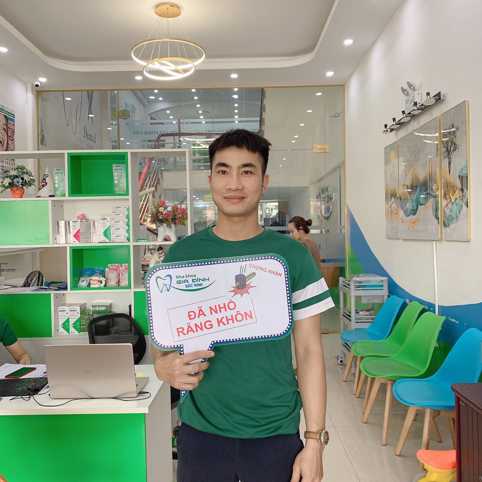 Dịch vụ nhổ răng khôn tại Từ Sơn không đau, an toàn, chất lượng 3 Nhổ răng khôn không hề đau