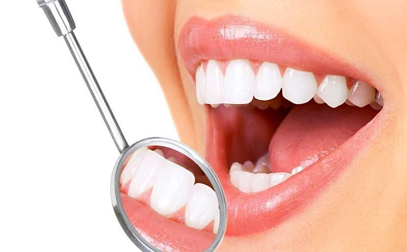 Có nên bọc răng sứ nguyên hàm không? Ưu và nhược điểm 3 Bọc răng sứ nguyên hàm đảm bảo chức năng ăn nhai