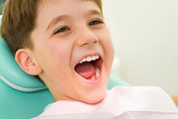 Hàn răng sâu cho trẻ em tại Tiên Du theo quy trình nào? 3 Các bước hàn răng sâu cho trẻ em tại Tiên Du bằng Fuji của Nha Khoa Gia Đình Bắc Ninh