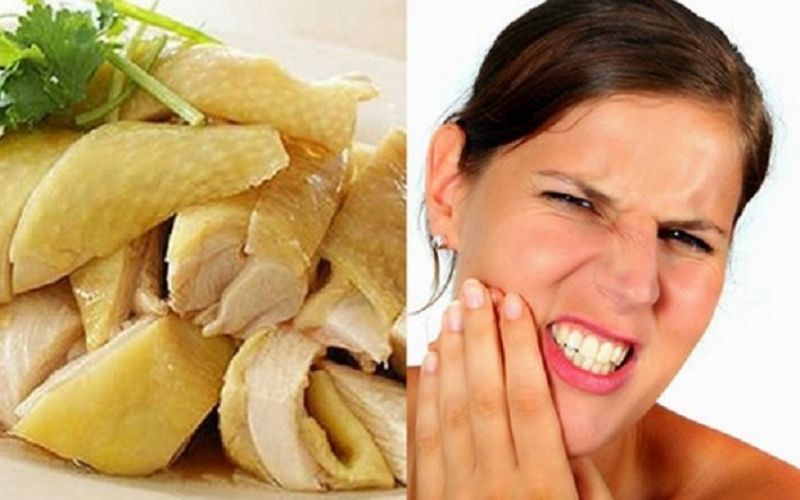 Nhổ răng khôn ăn thịt gà được không? Một số lưu ý cần nhớ 2 Liên hệ với nha sĩ ngay khi lợi có dấu hiệu bất thường kéo dài sau khi ăn
