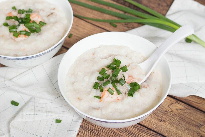 Nhổ răng khôn ăn thịt gà được không? Một số lưu ý cần nhớ 3 Ăn cháo mềm rất tốt cho người vừa nhổ răng khôn