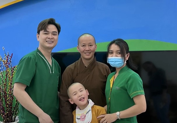 Nha khoa gia đình Bắc Ninh khám chữa răng thiện nguyện giúp những trẻ có hoàn cảnh đặc biệt