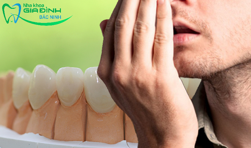 Bọc răng sứ có bị hôi miệng hay không?